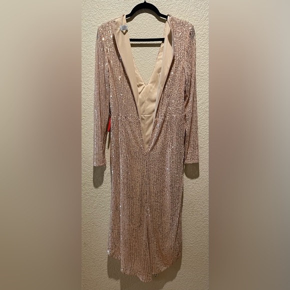 NWOT Mac Duggal Sequins Gown Dress Rose Gold Color Size 10 - Picture 6 of 11